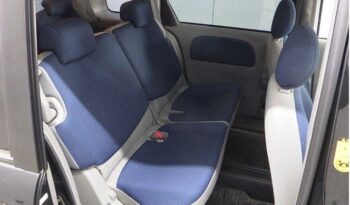TOYOTA SIENTA 2004 full