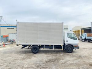 KC-FE648E(Mitsubishi Fuso) Wing Body/Box(4D35)