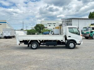 1990 HINO Ranger Flat Body U-FD3HLAA